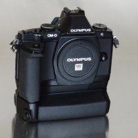 Olimpus  OM-D E-M5+ батериен грип, снимка 1 - Фотоапарати - 42423905