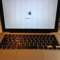 Продавам Apple macbook pro A1278 (Late 2008), снимка 3 - Лаптопи за дома - 44767627