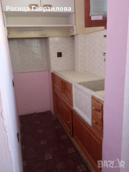 Собственик продава тухлен апартамент 45 кв.м. на мансарден етаж с мазе 5 кв.м., снимка 1