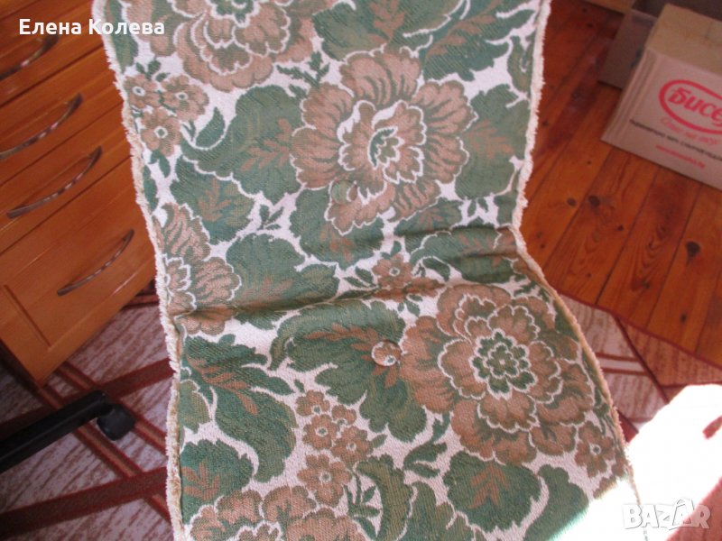 Зелена възглавница за стол, снимка 1