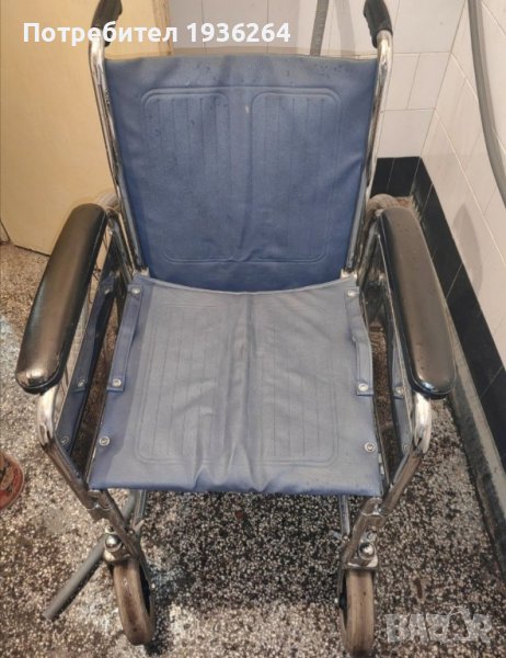 Запазена сгъваема рингова инвалидна количка със сваляеми подлакътници, снимка 1