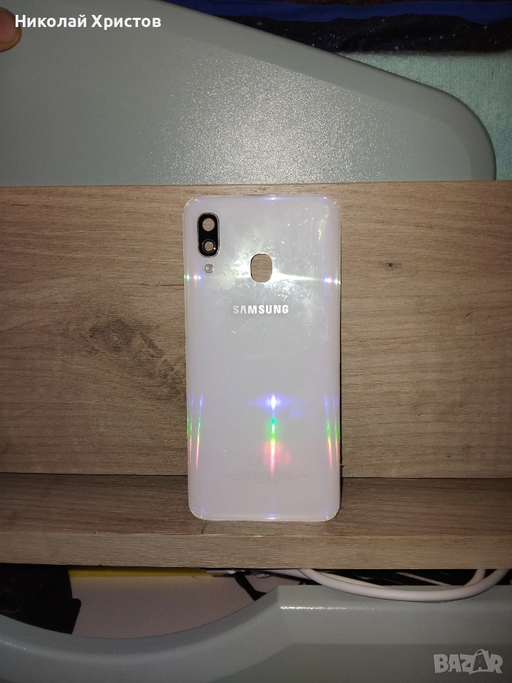 гръб за Samsung a40 в отлично състояние, снимка 1