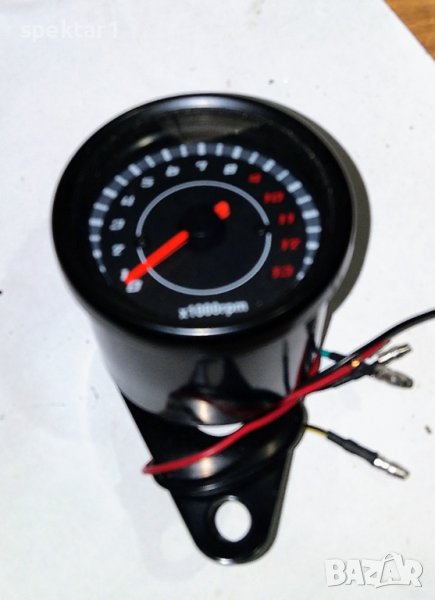 Универсален оборотомер за монтаж автомобили лодки мотоциклети, снимка 1