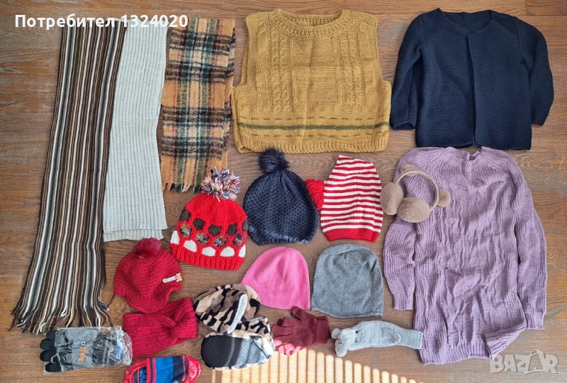 Голям лот зимни дрехи шалове шапки за момиче всичко за 5лв общо, снимка 1