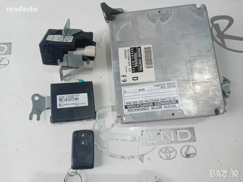 89661-0f090 Компютър с имобилайзер Toyota Corolla Verso 2.2 2ad 2004-2007г., снимка 1