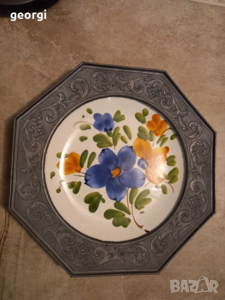 Декоративна керамична чиния с калаен обков , снимка 1