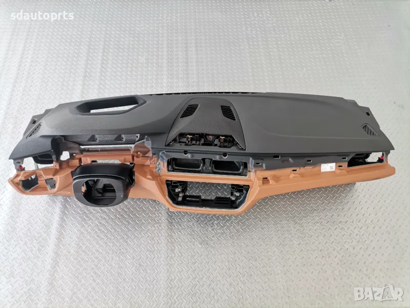 Ново Табло BMW 5 G30 G31 G38 Lci HUD Cognac гума, снимка 1
