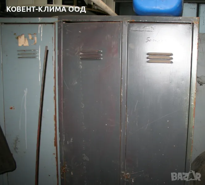 Метален шкаф / гардероб за дрехи, снимка 1