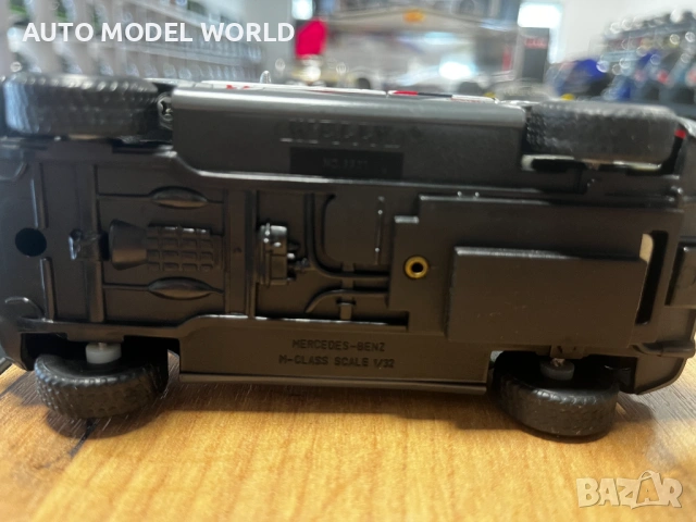 WELLY колекционерски модели Mercedes ML / CLK DTM 1999 ,мащаб 1:32 58.67 лв. / 30 €, снимка 4 - Колекции - 53499199