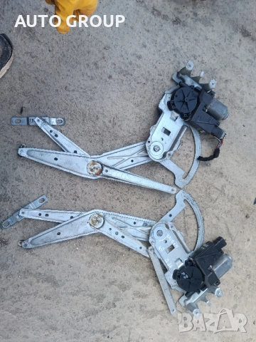 Механизъм с моторче, десен стъклоповдигач Опел Мерива А / Opel Meriva A