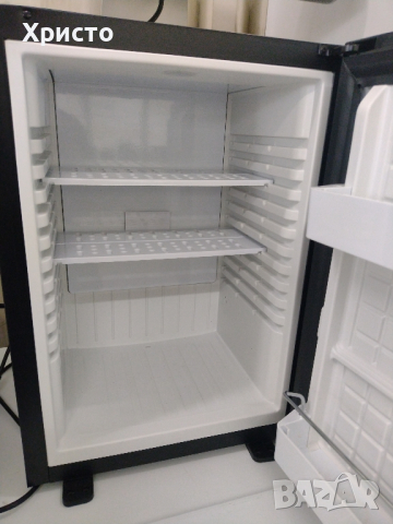 Мини бар , снимка 2 - Хладилници - 44746210