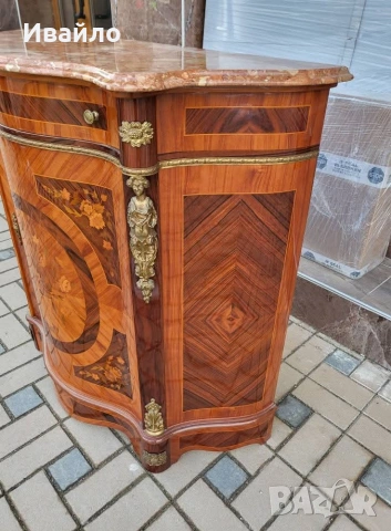 Италиански бароков шкаф , снимка 8 - Шкафове - 53854282