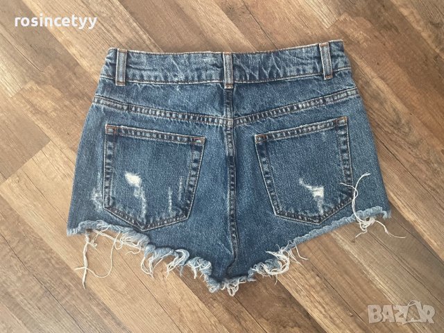 Къси панталонки с камъни , снимка 2 - Къси панталони и бермуди - 37418576