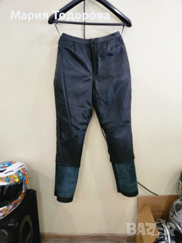 Дамски кожен панталон, размер М/L, цена: 30 €, снимка 2 - Панталони - 53538242