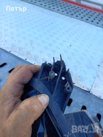 Десен фар Opel corsa F , снимка 3 - Части - 52204623