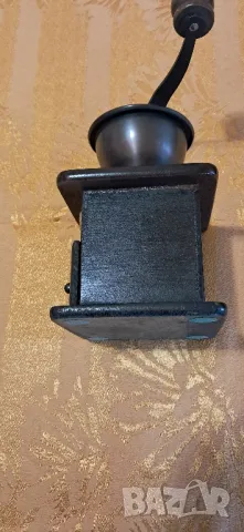 Ретро мелничка за кафе , снимка 4 - Антикварни и старинни предмети - 48331545