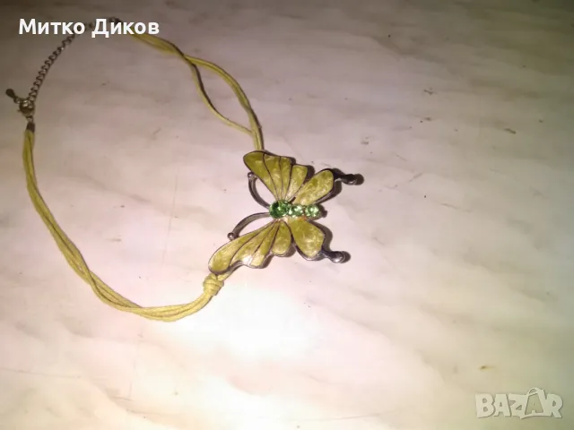 Колие пеперуда  емайл с камъчета 53х45мм, снимка 3 - Колиета, медальони, синджири - 48453246