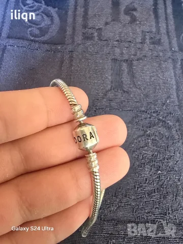 Масивна Сребърна гривна. ,,PANDORA" тип змийска верижка. Оригинал. Талисман е с надпис PANDORA, а др, снимка 6 - Гривни - 56140154