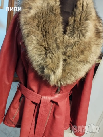 ДАМСКО САКО  еко кожа, подвижна яка с косъм, снимка 6 - Сака - 53472976