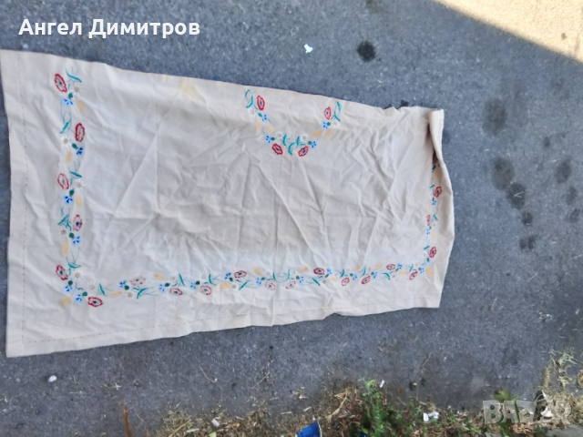 Бродерия покривка , снимка 1