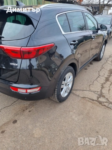 Кия Спортидж 1,7 дизел 2018г., снимка 3 - Автомобили и джипове - 53435057