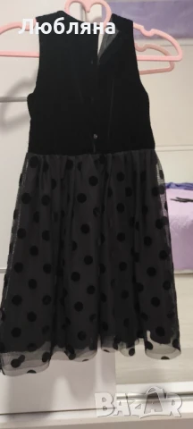 Черна Плюшена Рокля На Точки, снимка 2 - Детски рокли и поли - 51160510