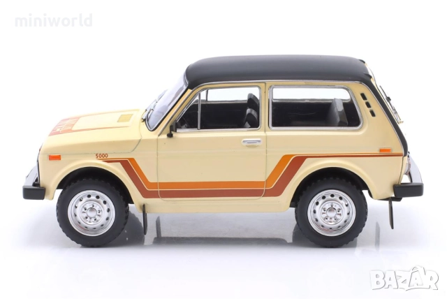 LADA NIVA 5000 1980 - мащаб 1:24 на WhiteBox моделът е нов в кутия, снимка 3 - Колекции - 52247221