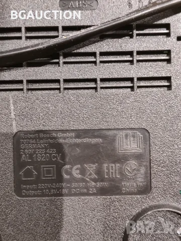 акумулаторен мултитул bosch gop 18v 28 с батерия и зарядно, снимка 11 - Други инструменти - 56261343