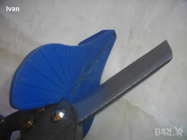 Немска НОЖИЦА за променливо рязане под ъгъл 0-45 градуса пластмасови тръби ПВЦ профил ОТЛИЧНА 250мм , снимка 13 - Други инструменти - 47459518