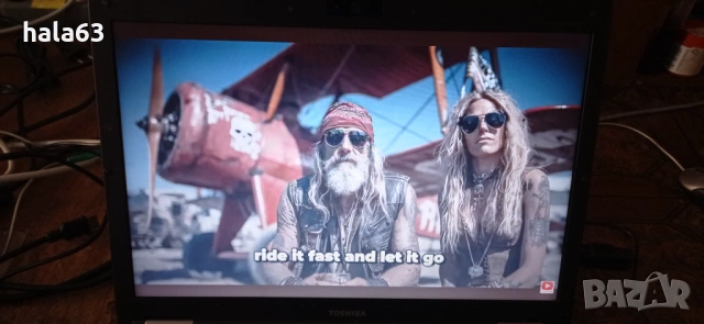 Лаптоп Toshiba S300, снимка 2 - Лаптопи за дома - 53709408