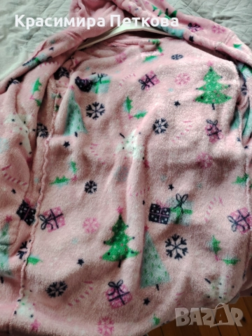 Продавам детски халати за баня, снимка 3 - Хавлии и халати - 52319199