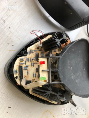Зарядно Bosch 36V неработещо, снимка 2 - Перфоратори - 55780748