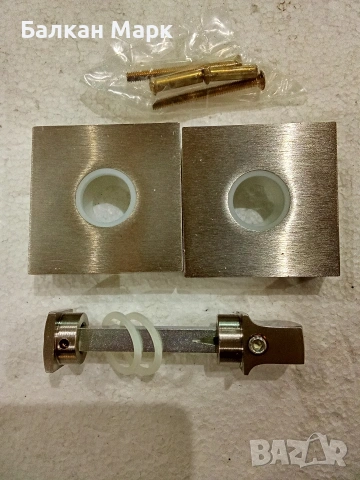 комплект розетки със заключване за врата на баня (WC) – Connex, 55x55 мм