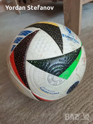 Футболна топка Adidas FUSSBALLLIEBE, снимка 2 - Футбол - 55818209