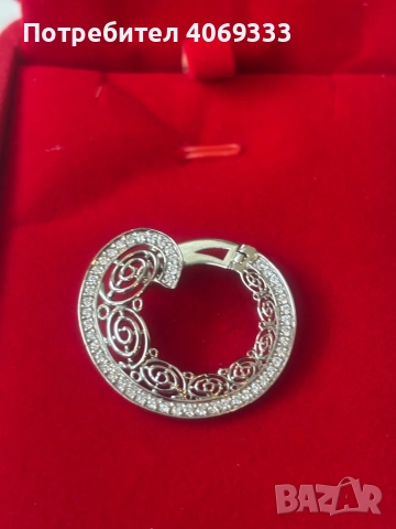 Обеци от бяло 18к злато “Valentin” ⚖️7.59гр С монтирани 96 бр 💎💎💎, снимка 5 - Обеци - 51747992