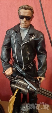 Детайлна фигура на Арнолд Терминатор t800, 27 см, снимка 1