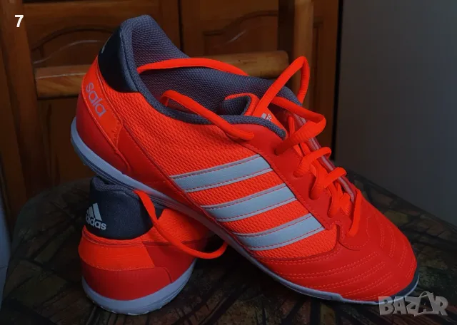 Маратонки adidas Sala Red - Orange, снимка 6 - Маратонки - 50135767