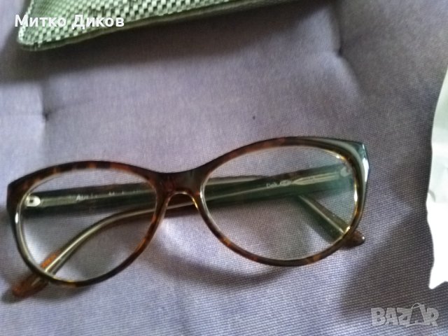 Очила с диоптер с калъвче 2.50-2.75, снимка 4 - Слънчеви и диоптрични очила - 40900674