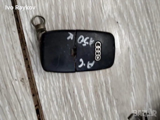 Ключ . дистанционно за Audi A6 , 2002, снимка 2 - Части - 47677202