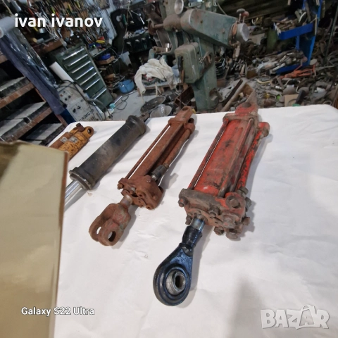 Хидравлични Бутилки за трактори, снимка 8 - Селскостопанска техника - 51573718