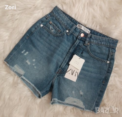 СТРАХОТНИ къси тънки накъсани светлосини дънки , снимка 1