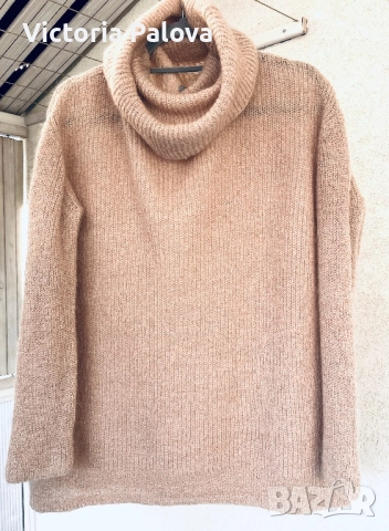 Пухкав пуловер овърсайз цвят праскова COS Швеция, снимка 4 - Блузи с дълъг ръкав и пуловери - 52429943