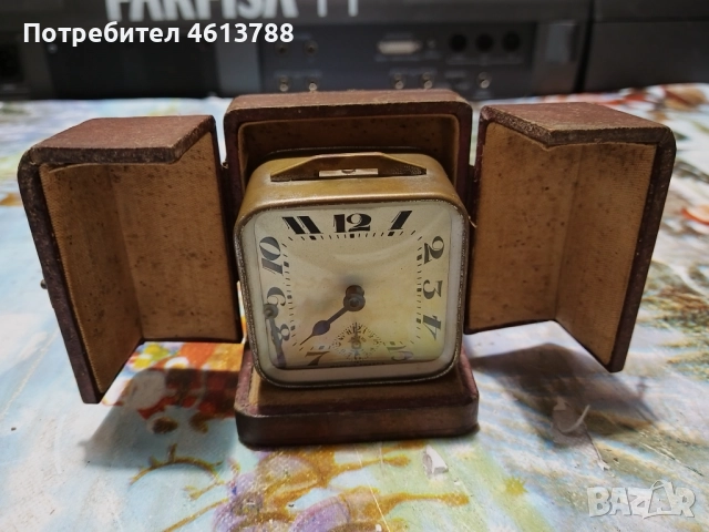 Стар Френски часовник