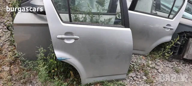 Врата задна лява дясна Daihatsu Sirion II 1.3 - 91к.с., снимка 2 - Части - 56181447