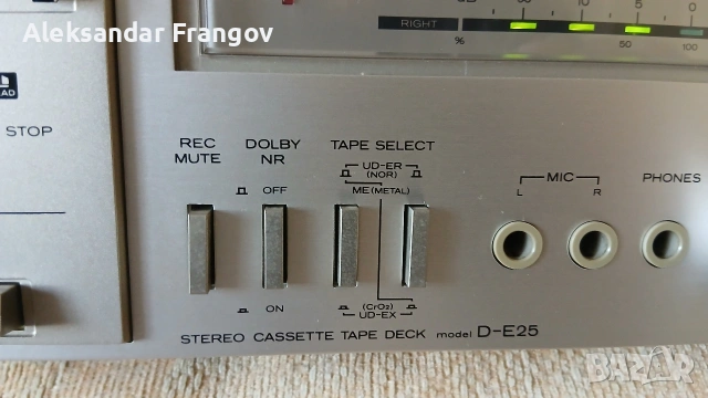 HITACHI D - E25 касетъчен дек, снимка 3 - Декове - 53152740