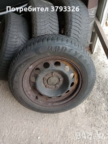 Метални джанти от БМВ Е46 с зимни гуми.Цената е за всички , снимка 2 - Гуми и джанти - 41870209