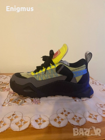 Нови маратонки OFF-WHITE 41 номер. Дължина на стелката 26 см