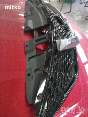 Решетка Нисан кашкай ,микра, снимка 2 - Части - 40036315