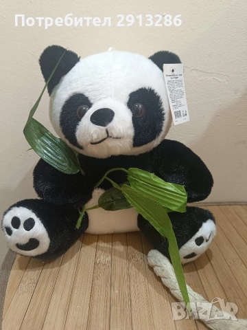 Плюшена панда