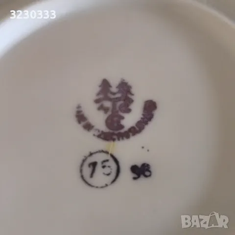 Порцеланова сосиера стара, снимка 2 - Сервизи - 49683278